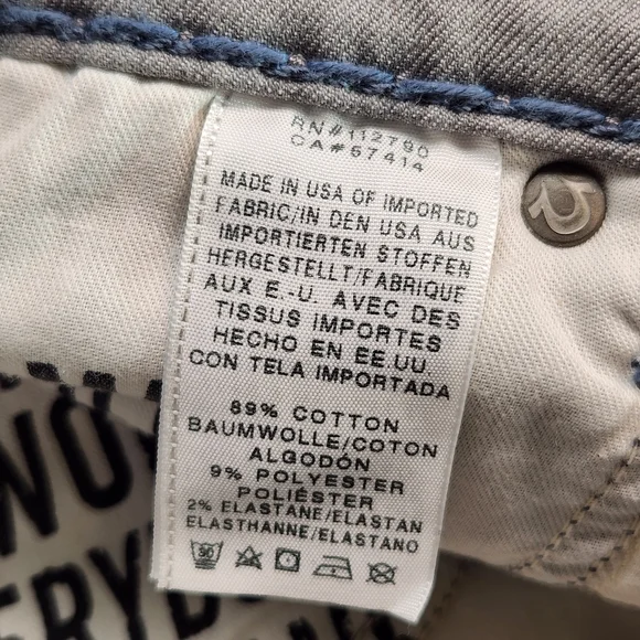 True Religion NWOT Light Gray Jeans Cut Off Shorts with Blue Accents 12'inseam - Picture 13 of 13